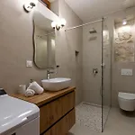 Villa Mikic