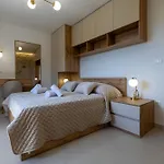 Mikic Villa *