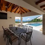 Mikic Villa